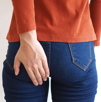Soothes irritation and discomfort